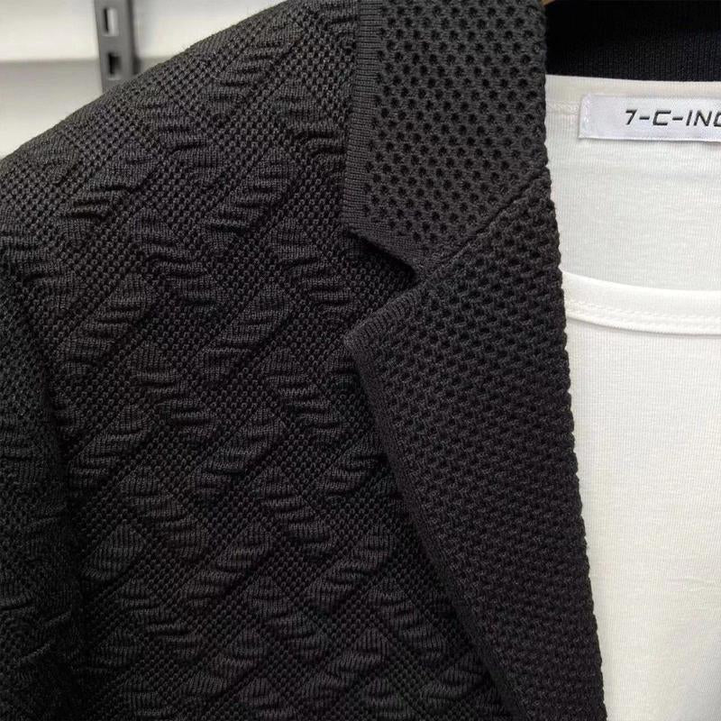 New three-dimensional knitted jacket