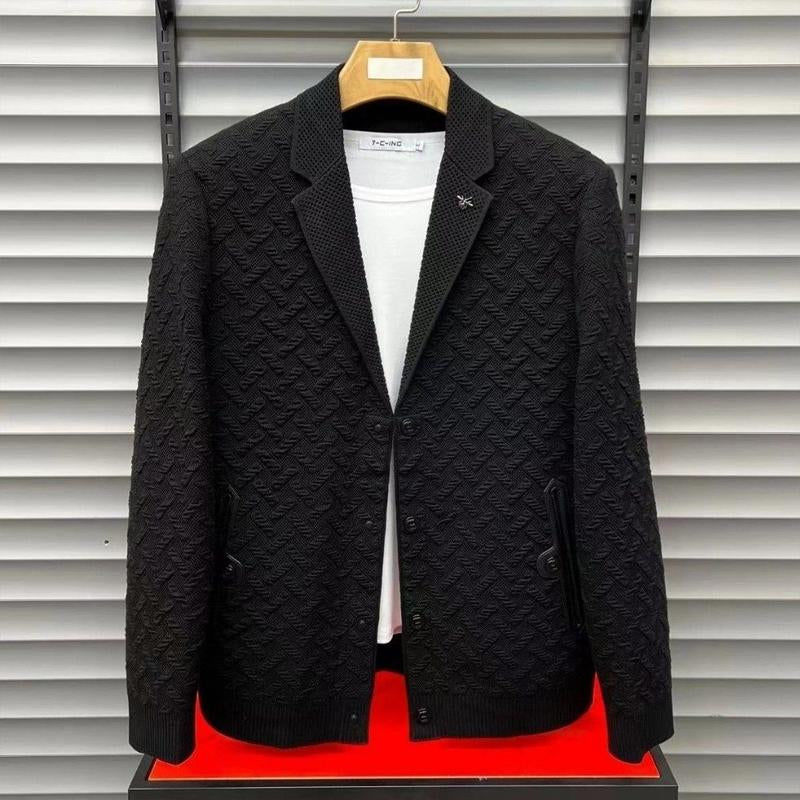 New three-dimensional knitted jacket