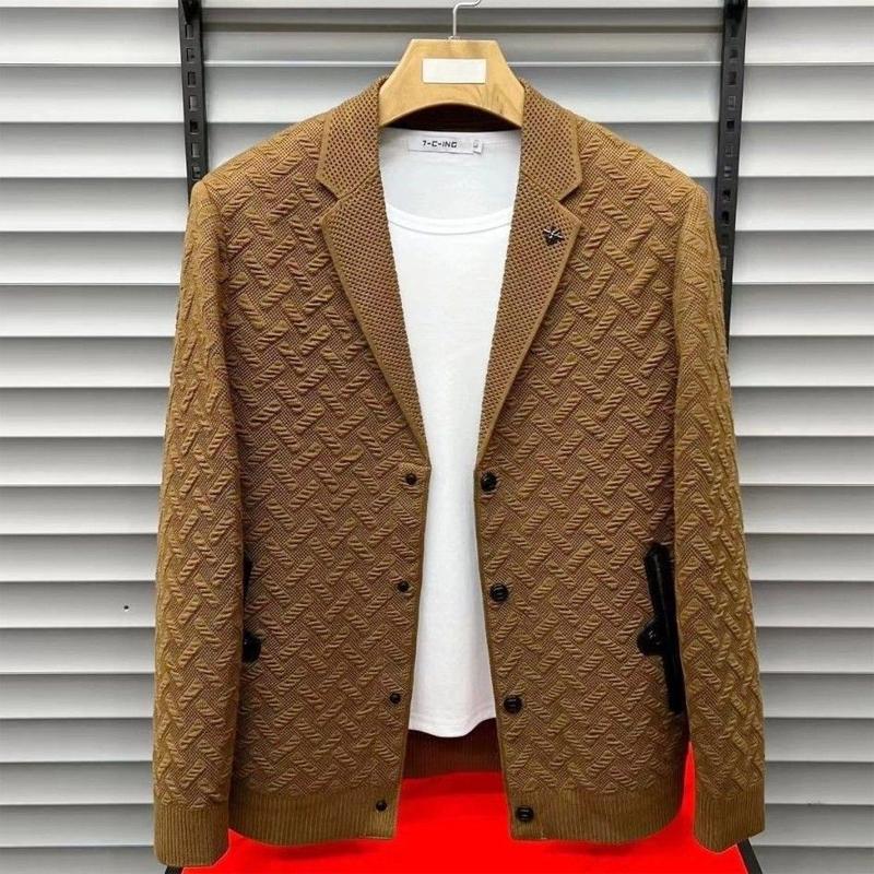 New three-dimensional knitted jacket