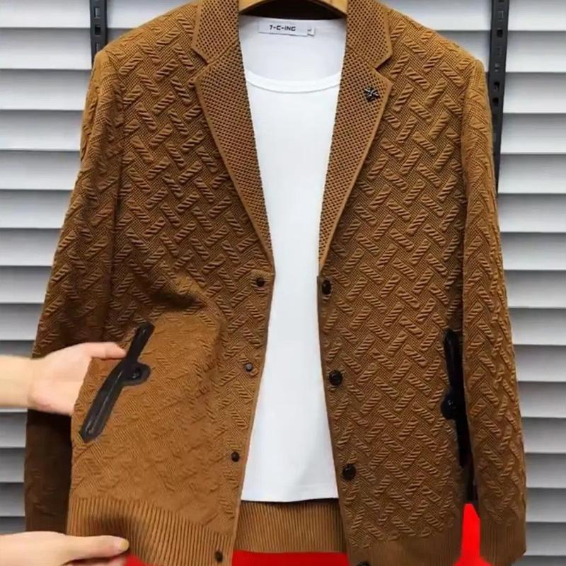 New three-dimensional knitted jacket